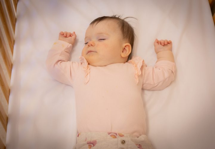 8 Tips to create an Infant Sleep Schedule